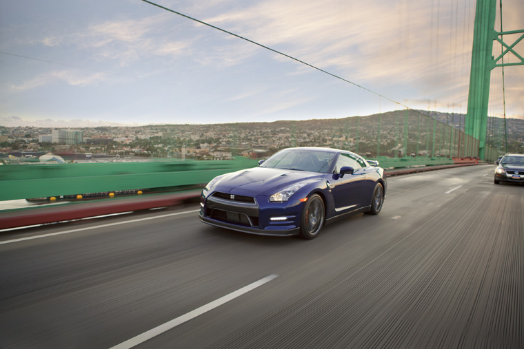 2011 Nissan GT-R Picture